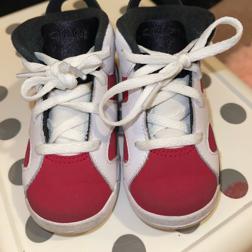 Carmine 6s